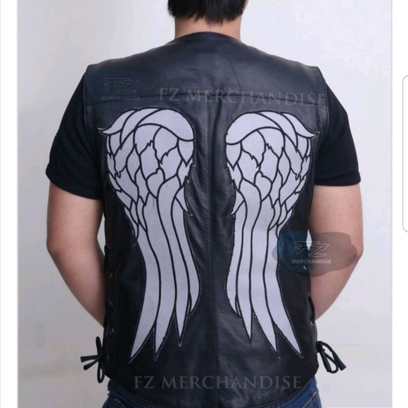 GREAT BLACK LEATHER VEST - Picture 1 of 2